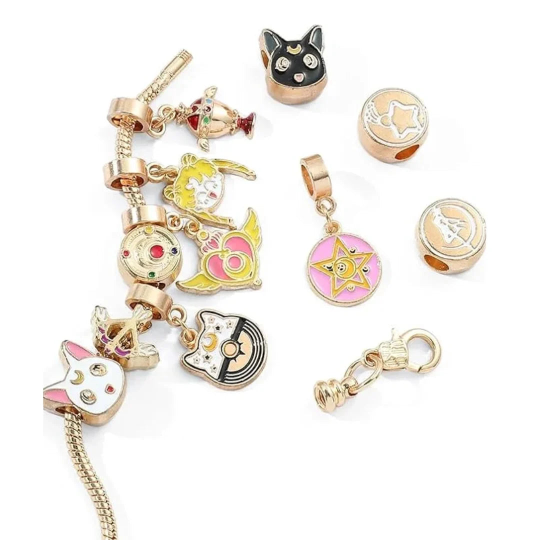 Mooncharms: Pulseras con dijes mágicos y nostálgicos ✨